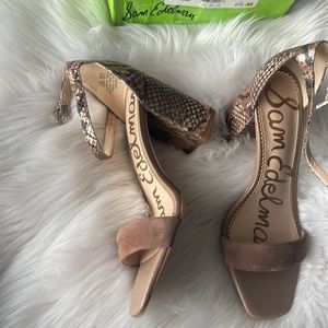 Sam Edelman nude snake print sandals